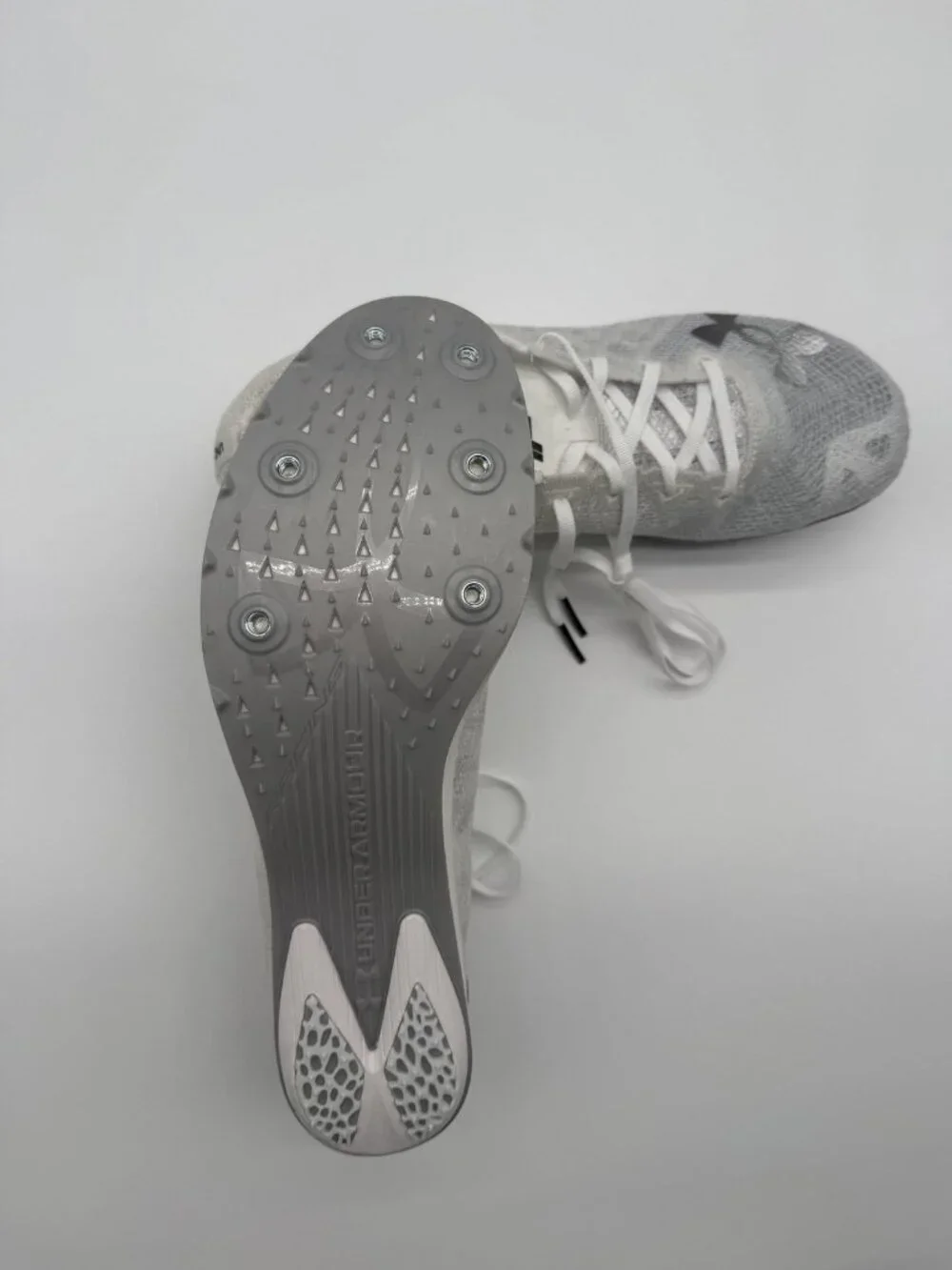 New Under Armour Shakedown Elite TF Shoes Men's Size 10 White Spikes 3026442 100